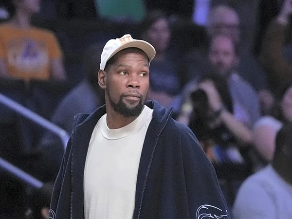 Rockets Tidak Akan Menawarkan Kontrak Maksimal ke Durant