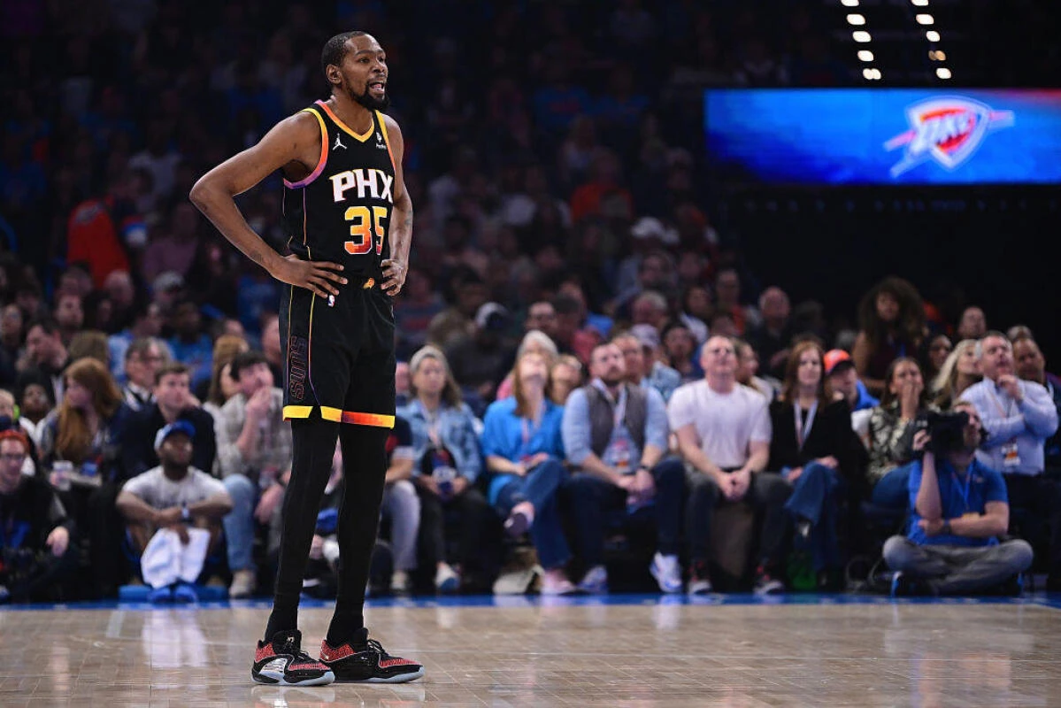 Momen Saat Kevin Durant Akan Menyaksikan Seremoni Juara Thunder
