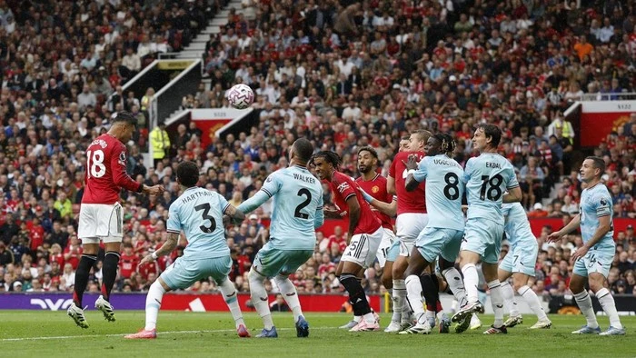 MU Vs Burnley: Setan Merah Menang 3-2